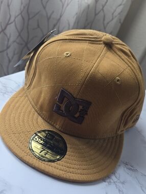 9fifty DC Embroidered Logo Snapback Hat - Mustard Brown